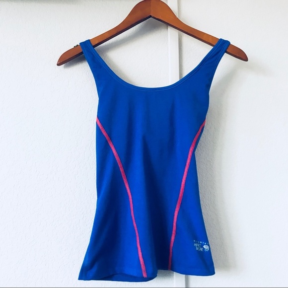 Mountain Hardwear Tops - Mountain Hardwear small workout top red blue small